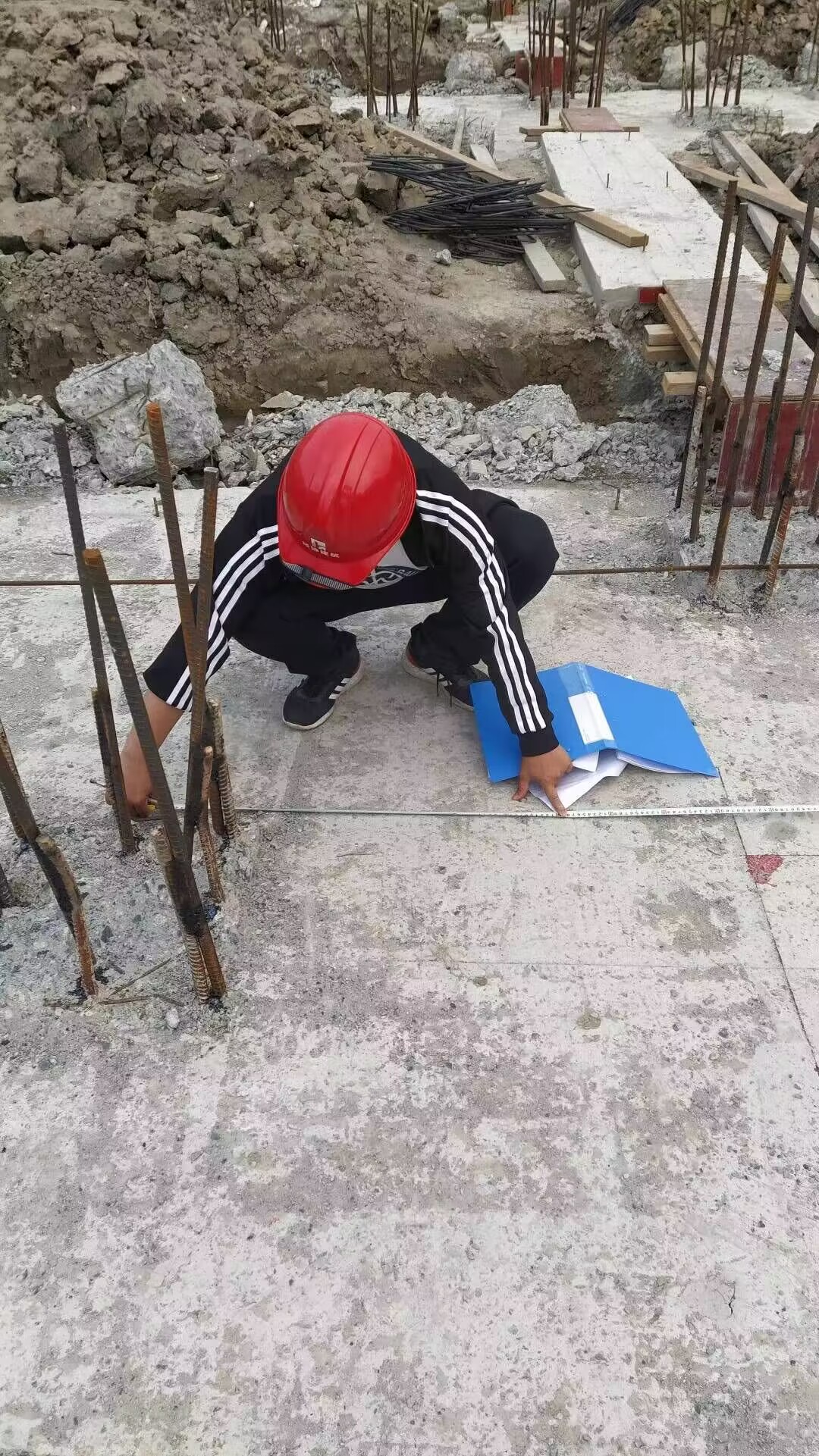 施工现场.jpg 施工现场.jpg
